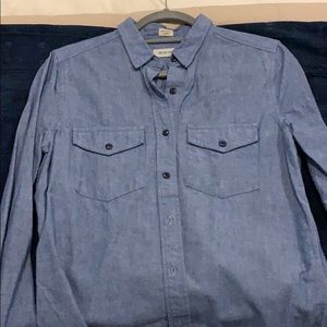 Taylor stitch women’s studio shirt